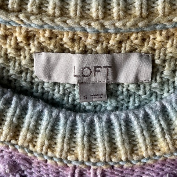 Pastel Rainbow Cable Knit Sweater, LOFT, Women’s Sz Small. Shoulder Ruffle - Picture 3 of 8